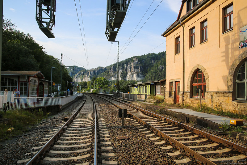 Train station at Kuror-Rathen